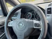 Usado Opel Zafira Sport 120 CV (88 kW) 2007 Negro Monovolumen