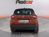 Usado Renault Captur Intens 90 CV (66 kW) 2016 Naranja SUV
