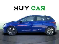 Usado Hyundai i20 101 CV (74 kW) 2022 Azul Utilitario