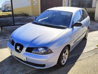Usado Seat Ibiza Reference 100 CV (73 kW) 2004 Azul