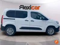 Usado Fiat Doblò 101 CV (74 kW) 2024 Blanco Monovolumen