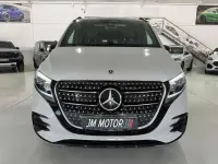 Usado Mercedes V300 Avantgarde 239 CV (175 kW) 2025 Gris Monovolumen