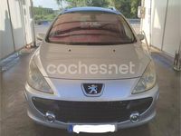 Usado Peugeot 307 90 CV (66 kW) 2006 Gris / plata Familiar