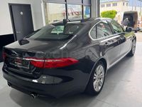 Usado Jaguar XF Portfolio 300 CV (220 kW) 2018 Gris / plata Berlina