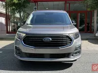 Usado Ford Tourneo Titanium 122 CV (89 kW) 2023 Plateado Van