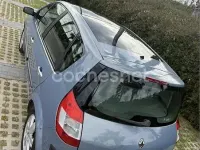Usado Renault Scenic E-Tech Dynamique 105 CV (77 kW) 2006 Azul Monovolumen