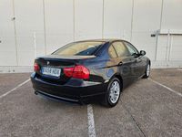 Usado BMW 320 184 HP (135 kW) 2011 Preto Sedan
