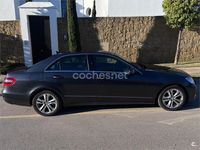 Usado Mercedes E200 Avantgarde 136 CV (100 kW) 2013 Gris / plata Berlina