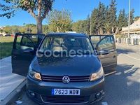 Usado VW Touran Advance 140 CV (102 kW) 2014 Gris / plata Monovolumen