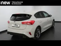 Usado Ford Focus ST-Line X 125 CV (91 kW) 2022 Blanco Berlina