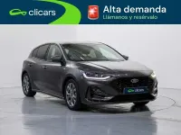 Usado Ford Focus ST-Line 155 CV (114 kW) 2023 Gris Utilitario
