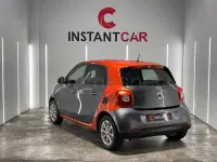 Usado Smart ForFour 90 CV (66 kW) 2018 Gris / plata Utilitario