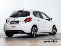 Usado Peugeot 208 GT-line 110 CV (80 kW) 2019 Blanco Utilitario