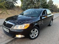 Usado Skoda Octavia Active 105 CV (77 kW) 2012 Negro Berlina