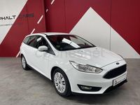Usado Ford Focus Trend 95 CV (69 kW) 2017 Blanco Familiar