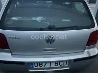 Usado VW Polo 60 CV (44 kW) 2000 Gris / plata Berlina