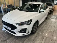 Usado Ford Focus ST-Line 125 CV (91 kW) 2022 Blanco Berlina