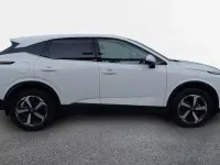 Usado Nissan Qashqai N-Connecta 158 CV (116 kW) 2023 Sapporo white (sólido) SUV