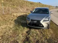 Usado Lexus NX300h Luxury Line 197 CV (144 kW) 2015 Gris / plata SUV