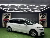Usado Citroën Grand C4 Picasso Live 120 CV (88 kW) 2018 Blanco Monovolumen