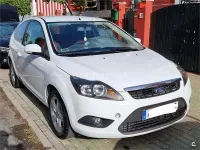 Usado Ford Focus Trend 100 CV (73 kW) 2008 Blanco Berlina