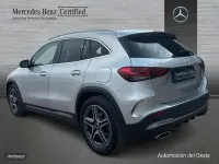 Usado Mercedes GLA180 136 CV (100 kW) 2021 Gris SUV