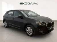 Usado Skoda Fabia Selection 95 CV (69 kW) 2025 Negro Utilitario