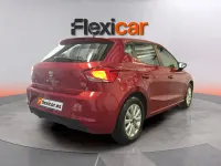 Usado Seat Ibiza Style 110 CV (80 kW) 2021 Rojo Utilitario