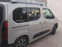 Usado Citroën Berlingo Shine 130 CV (95 kW) 2020 Gris / plata Monovolumen