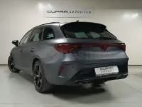 Usado Cupra Leon 150 CV (110 kW) 2025 Gris / plata Familiar