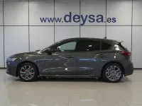 Usado Ford Focus ST-Line 125 CV (91 kW) 2023 Gris Berlina
