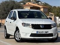 Usado Dacia Sandero Ambiance 75 CV (55 kW) 2016 Blanco Berlina