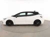 Usado Toyota Corolla Active 125 CV (91 kW) 2021 Blanco Berlina