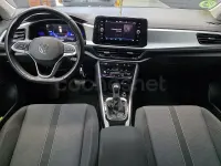 Usado VW T-Roc Life 150 CV (110 kW) 2023 Negro SUV