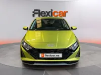 Usado Hyundai i20 101 CV (74 kW) 2024 Amarillo Utilitario