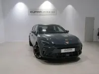 Usado Cupra Leon 150 CV (110 kW) 2025 Azul Berlina