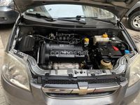 Usado Chevrolet Aveo LT 94 CV (69 kW) 2008 Gris / plata Berlina