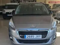 Usado Peugeot 5008 Style 120 CV (88 kW) 2016 Gris Monovolumen