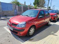 Usado Renault Clio II Expression 80 CV (58 kW) 2004 Granate Berlina