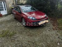 Käytetty Renault Laguna III GT 150 HP (110 kW) 2010 Punainen Sedan