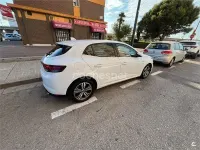 Usado Renault Mégane IV Zen 115 CV (84 kW) 2020 Blanco Berlina