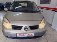 Usado Renault Scenic E-Tech Dynamique 150 CV (110 kW) 2006 Beige Monovolumen
