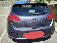 Usado Kia Ceed GT 136 CV (100 kW) 2017 Gris / plata Berlina