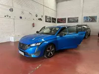 Usado Peugeot 308 Allure 131 CV (96 kW) 2022 Azul Utilitario