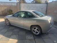 Usado Fiat Coupé 130 CV (95 kW) 1999 Gris / plata Coupe