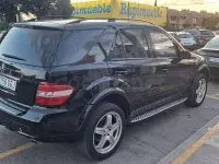 Usado Mercedes ML350 272 CV (200 kW) 2008 Negro SUV