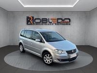 Usado VW Touran 140 CV (102 kW) 2007 Gris / plata Monovolumen