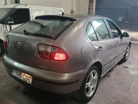 Usado Seat Leon Stella 110 CV (80 kW) 2004 Gris / plata Utilitario