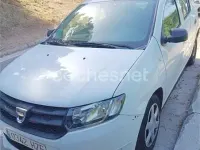 Usado Dacia Sandero Base 75 CV (55 kW) 2014 Blanco Berlina