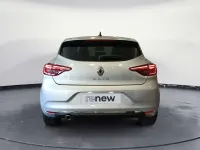 Usado Renault Clio Techno 91 CV (66 kW) 2023 Gris Utilitario